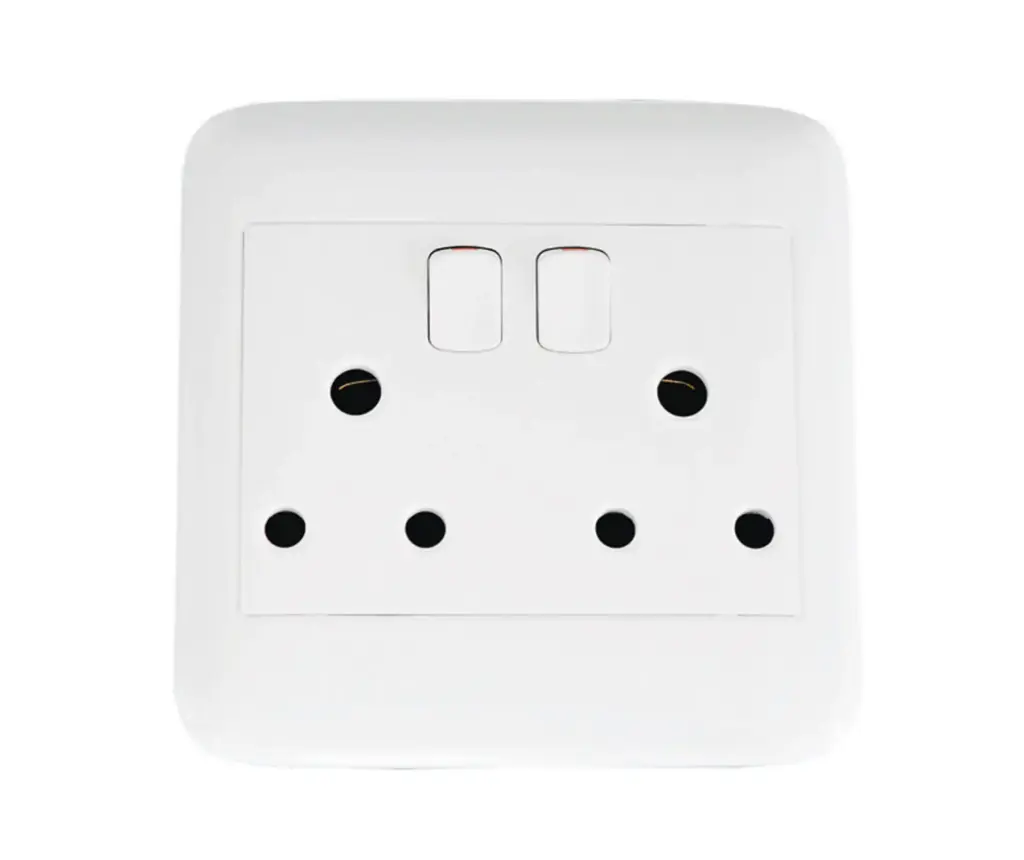 4x4 Single Switched Socket Outlet Oracle (Black)